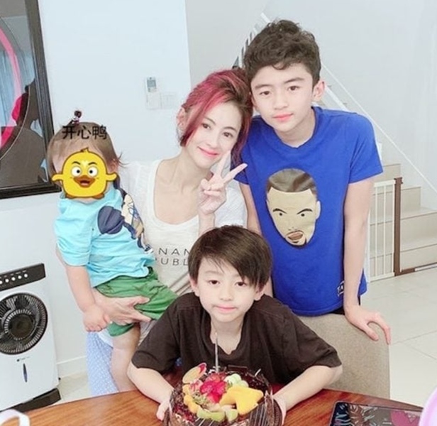 EN0327CXF68-768x1024