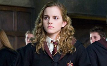 女星恋情浮出水面 富豪男友身家777亿