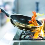 连续杀人魔分尸烹饪 还搜内脏食用法