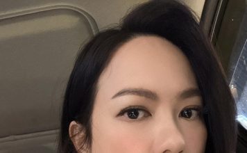 女星素颜吃冰淇淋 冻龄状态比雪糕更细腻