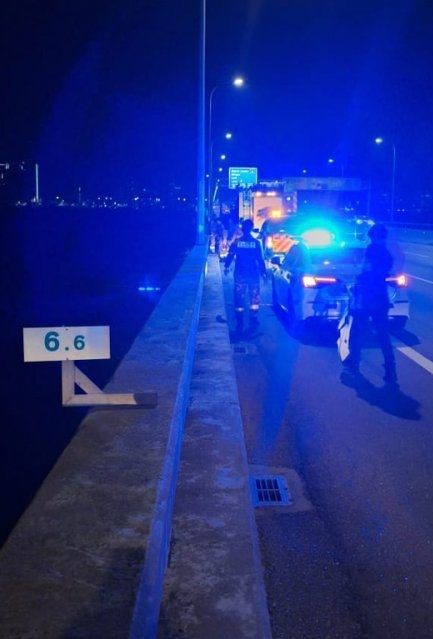 a3d19180c418b7809cebae624429a1e5