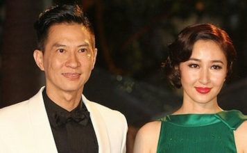 明星夫妇上门拜年 多年邻里情谊成佳话