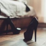 恶夫逼妻接客逾百人 还恐吓放“怪物”洗脑控制