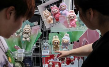 LABUBU即将拍真人版电影 网民却先喊像恐怖片