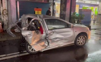 马赛地疑飙速失控连环撞 轿车尾几乎削除女司机命危