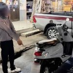 为了要养2个老婆 男子抢女子名牌包后落网