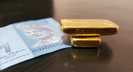 gold-bars-affect-malaysian-ringgit-260nw-795727321