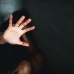 “有大鬼和小鬼正跟着你” 男子以驱邪为名侵犯女子