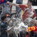 泼水节7天夺走242条人命 官方揭夺命主因