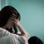 教授以研究做借口 在办公室侵犯女同学