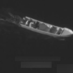 美军击毁两走私船 海面炸出巨大火球