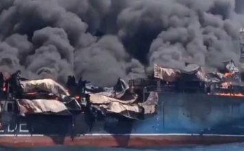 马耳他货船卷入伊朗战火 霍尔木兹海峡遇袭烧2周