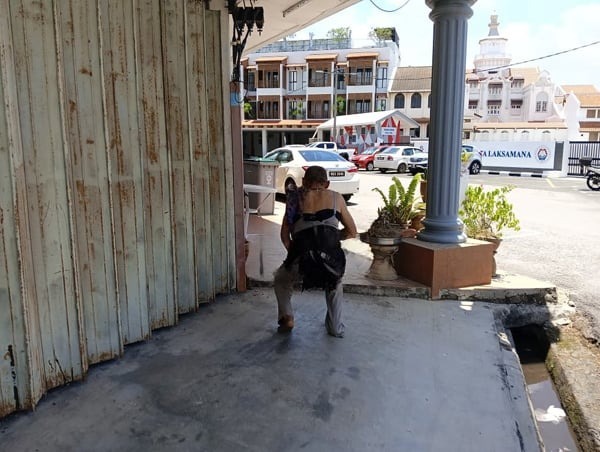 260415CMKfb66e-MK260414WCKB03-Homeless_Wear-Female-Clothes