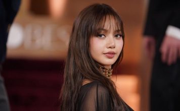 亲密互动被疑恋情曝光 Lisa生日贴身男神