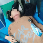 少年骑车遭绳索割喉 家人:还有气管未找到