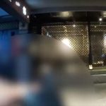 跟家人吃火锅后离奇失控 男子拿玻璃瓶猛砸自己头溅血