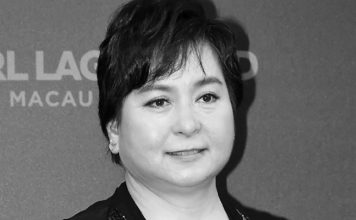 赌王二房第三女儿骤逝 何超蕸60岁辞世