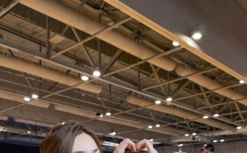 港姐冠军宠狗无上限 “富养”宠物掀话题