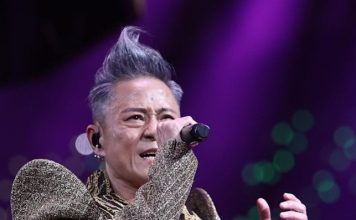 演唱会变告白现场 男星抗癌经历曝光