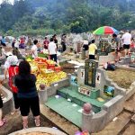 清明祭品频频无故失踪 清洁工拦下“元凶”揭真相