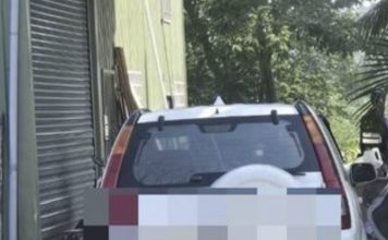 焚烧木材时不小心跌倒 男子爬不起来活活被烧死