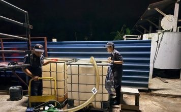 凌晨突击木材五金厂 破非法囤积5070公升柴油