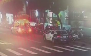 妈妈出门接送哥哥 3岁童独自在家15楼坠亡