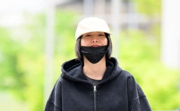 嫌犯仍否认罪行 女星庭上情绪崩溃怒视对方