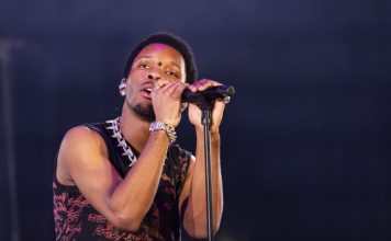 从爆红到被控杀人 男星一夜跌落谷底