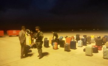 男子在亚航机舱上提到“炸弹” 全机乘客被安排下机检查