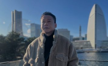 金马影帝术后首露面 比YA报平安