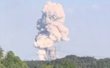 烟花厂突发大爆炸 酿3死25伤悲剧