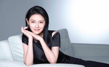 汪小菲带女儿约会 12岁小玥儿神复制大S