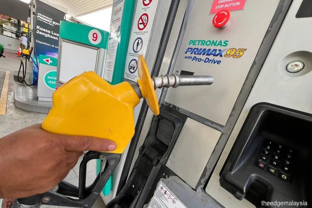 20241017_20ron95_20petrol_20MSY_20(2)_20241017150132_theedgemalaysia_1