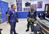 总警长连假突击两警局 亲自评估警员执勤表现