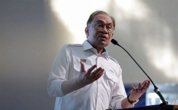 首相同意取消 高收入群体汽油补贴