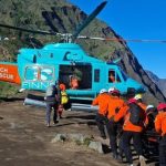 大马女子火山坠崖重伤 直升机急救转运峇厘