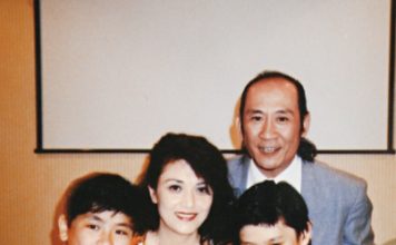 父兄互揭家丑后 李泳豪高喊“无所畏惧”