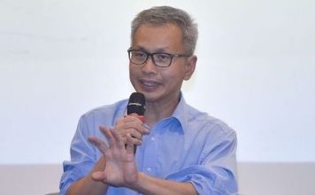 马来西亚是君主立宪制 潘俭伟:不是个人谕令治国