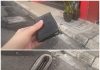 小孩捡到钱包不私拿 拾金不昧举动获店主点赞