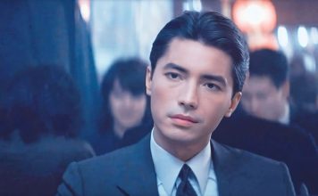 40年前就帅成这样 男星“封神画面”再疯传