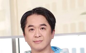 男星被封“超级富二代”