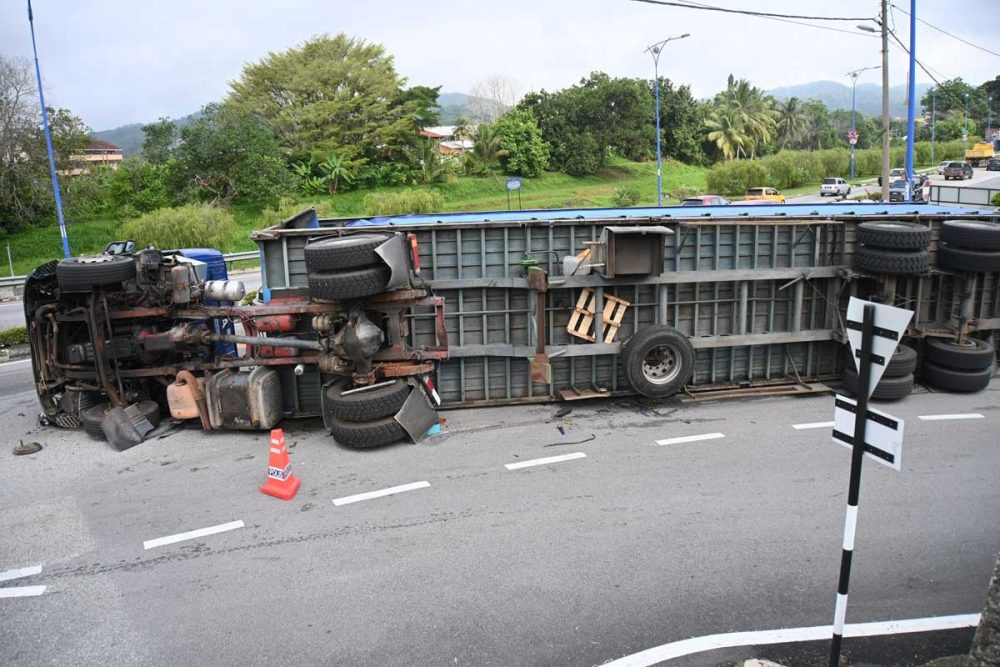 20260611CPKK73c_BENTONG_LORRY_AC