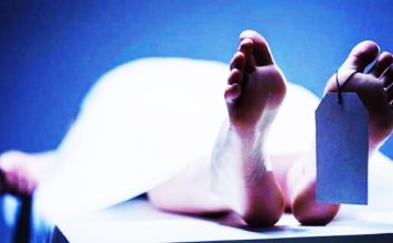 疑被长期打压十年 老师情绪失控刺死副校长