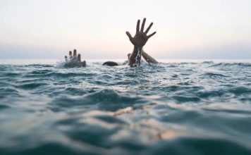 兄弟姐妹同池戏水 4岁男童酒店泳池溺水亡