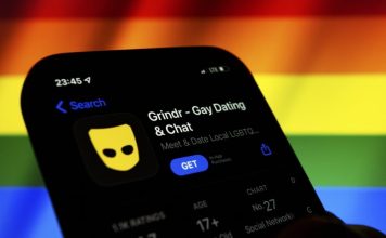 通过Grindr设局抢劫 5男子遭警方逮捕