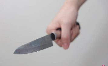 女友同学频上门惹杀机 男子持刀刺死对方