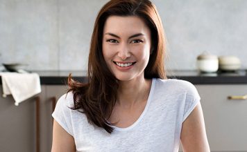名模三代同堂庆生 15岁爱女首成焦点