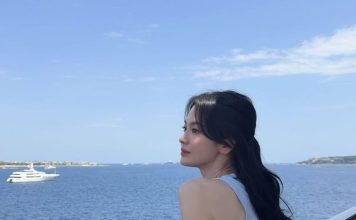 女星游艇晒美照 深V造型美到犯规