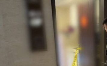 女子陈尸床上已出现尸斑 同居男子遭警方逮捕